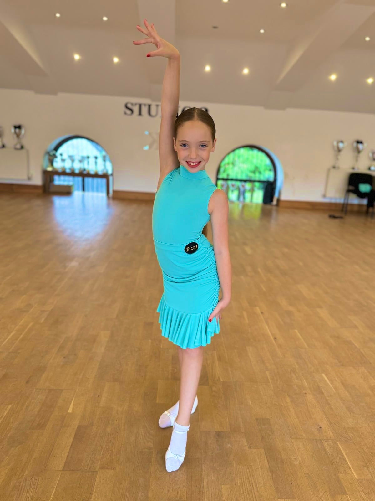 𝐒𝐚𝐬𝐡𝐚 𝐒𝐤𝐢𝐫𝐭 Aqua