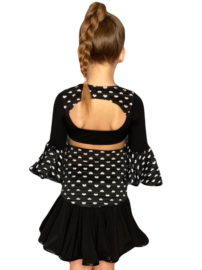 𝐒𝐚𝐛𝐫𝐢𝐧𝐚 𝐒𝐤𝐢𝐫𝐭 - Heart Ruffle