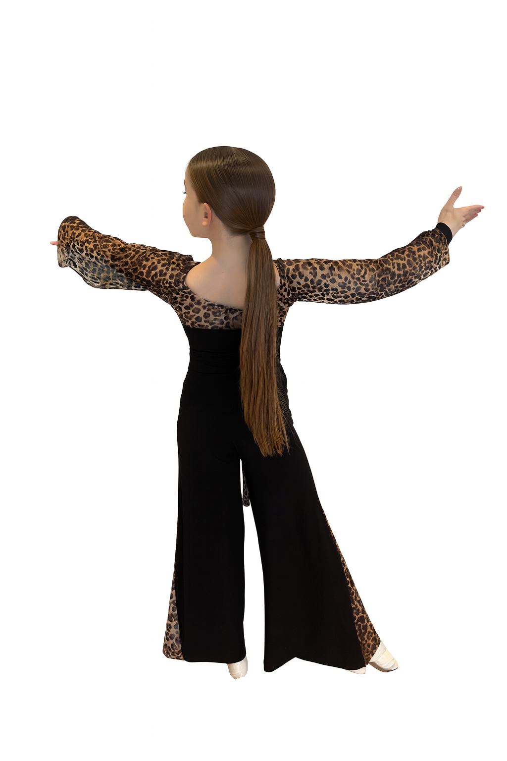 𝐋𝐞𝐚𝐧𝐝𝐫𝐨 𝐋𝐞𝐨𝐭𝐚𝐫𝐝 - Leopard