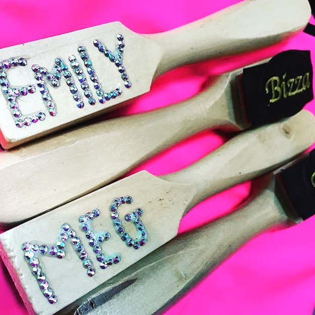 PERSONALISED DIAMANTE SHOEBRUSH!