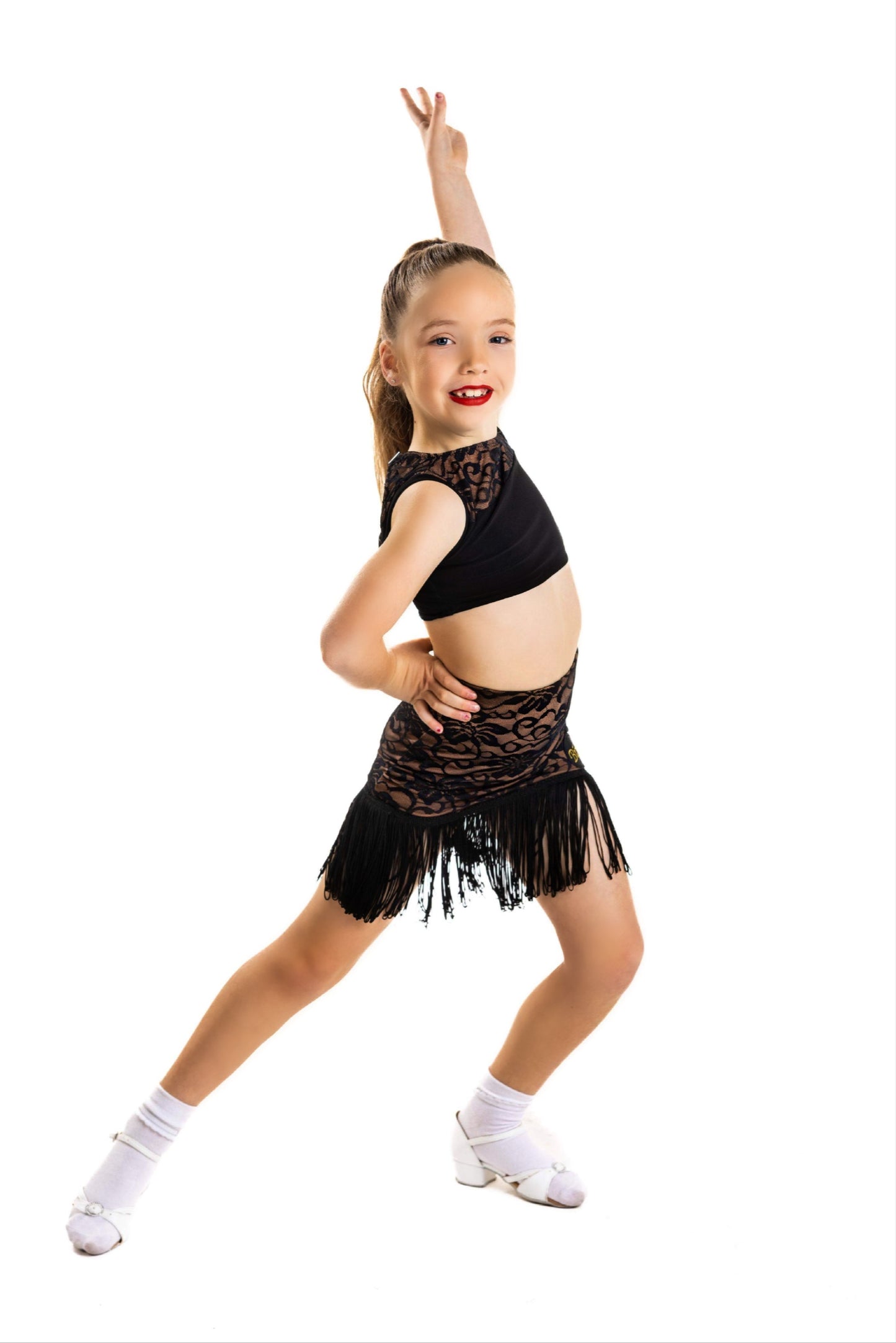 𝐂𝐚𝐦𝐛𝐫𝐞𝐞 𝐂𝐫𝐨𝐩 𝐓𝐨𝐩 -Tan & Black Lace