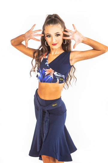 𝟗-𝟏𝟎𝐘𝐞𝐚𝐫𝐬 Navy Sparkle Panelled Skirt with Integrated Belt