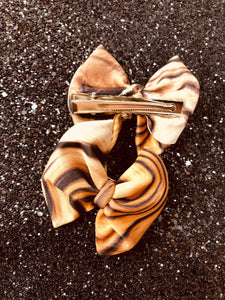 TIGER PRINT BOW WITH CLIP
