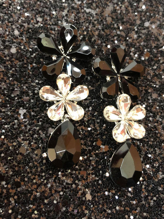 FLORAL DROP EARRINGS