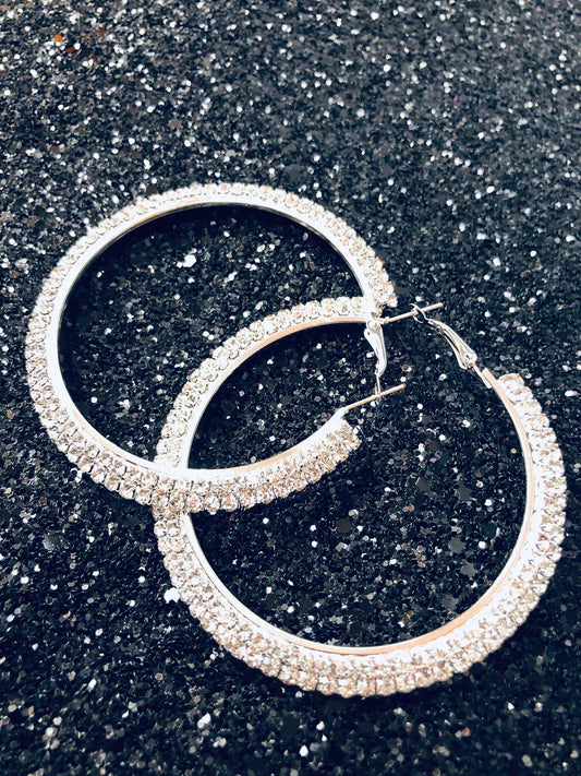 LARGE DIAMANTE HOPP EARRINGS
